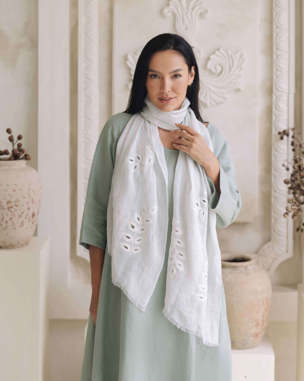 Linen Leaf Cut Out Embroidered Design Scarf