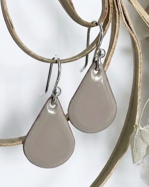 Nut Brown Drop Earrings